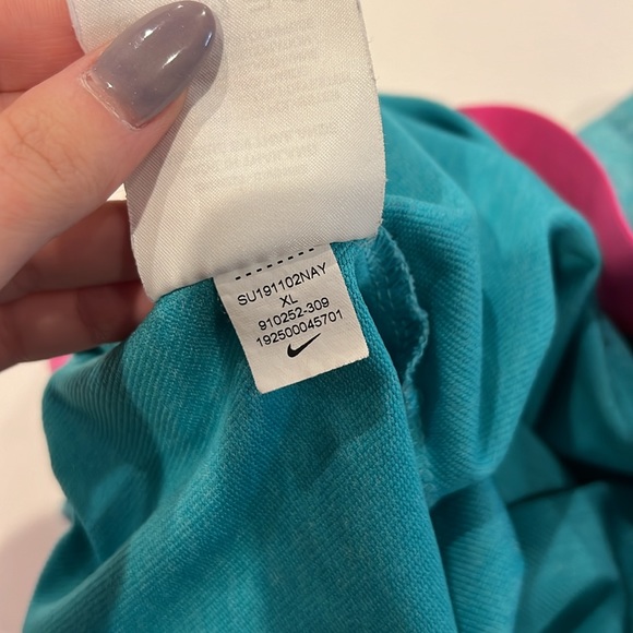 Nike blue and pink DRY SHORT TROPHY size XL - Picture 8 of 8